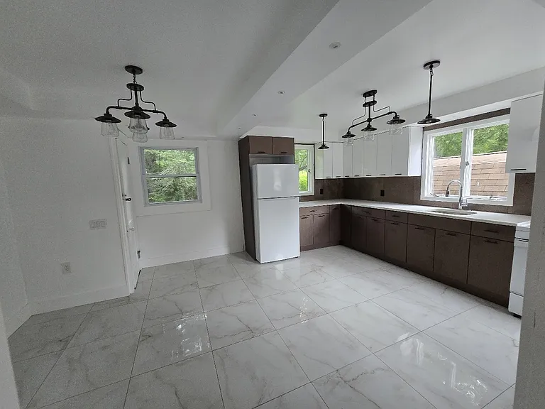 208 Glenmere Rd #1 — Photo 25