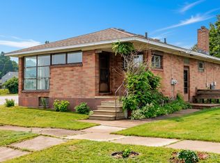802 Palms Ave, Ishpeming, MI 49849