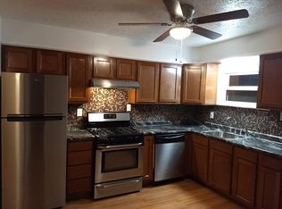 216 Clinton Ave, Elyria, OH 44035