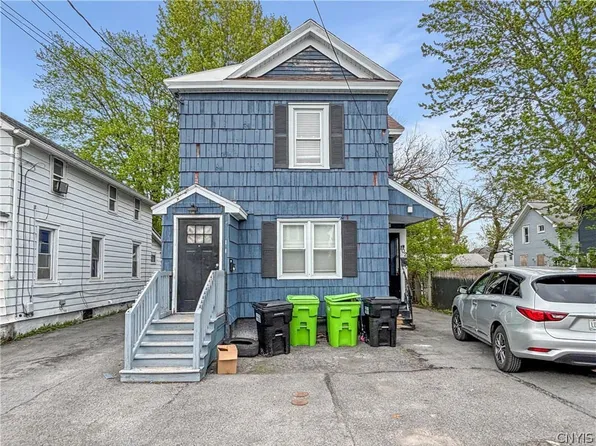 102 Woodbury Ave, Syracuse, NY 13206