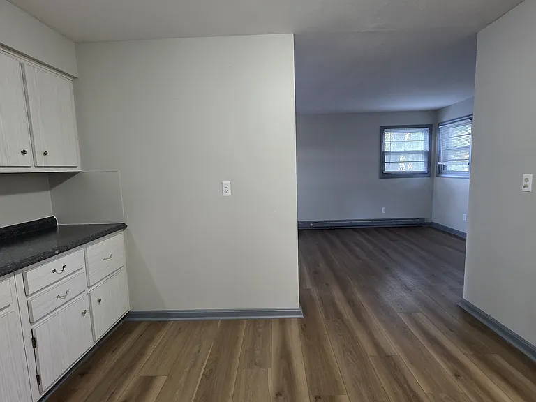 142 Bradford Ave #2A — Photo 2