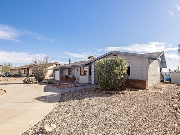 4th image of 172 Surfsong Ln