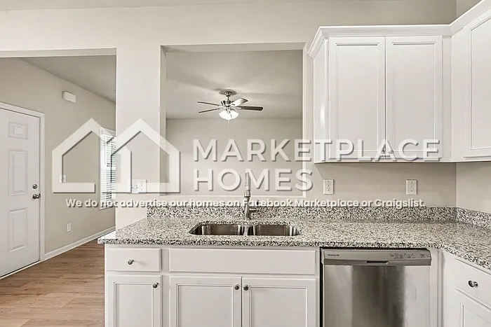 204 Wl Miller Dr — Photo 9