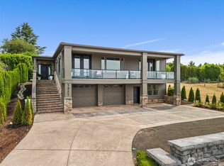1321 S Sunset Dr, Tacoma, WA