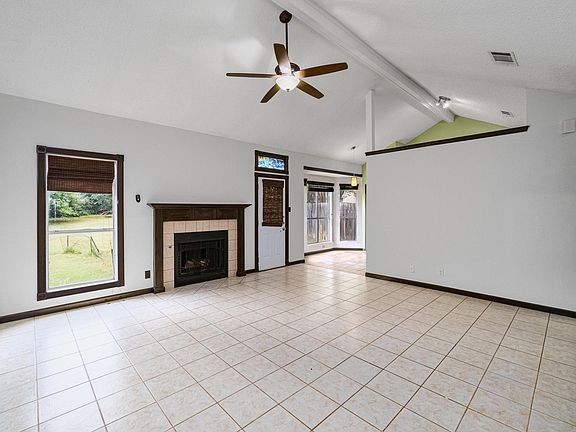 4th image of 16402 Malden Dr