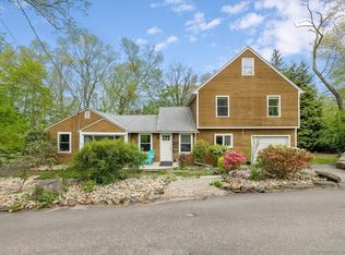 50 Longwood Dr E, Colchester, CT 06415