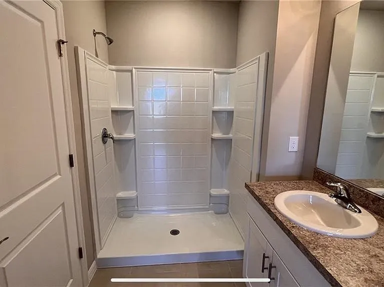 18509 Cronin Sand Ln — Photo 7