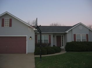 3708 Geneva Pl, McHenry, IL 60050