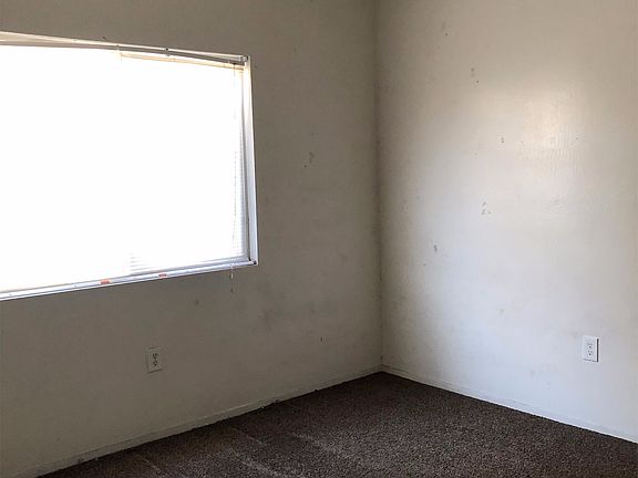 5th image of 1426 Lake St APT B
