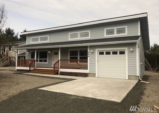 1st image of 1084 Greenview Ave SW