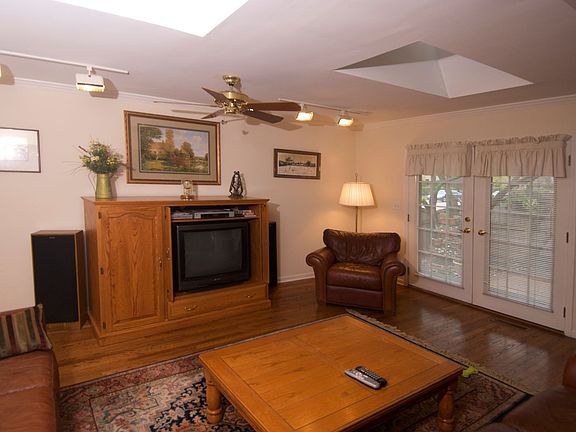 2nd family room with skylights