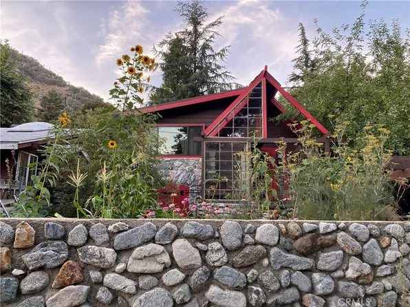 30 Bear Dr, Mount Baldy, CA 91759