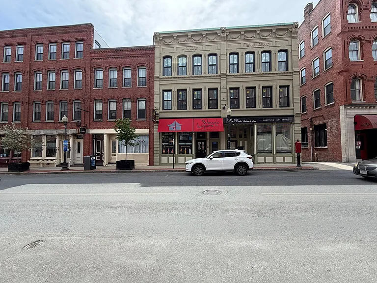 38-42 Washington St — Photo 3