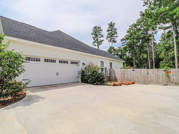2nd image of 102 Spendoll Ct
