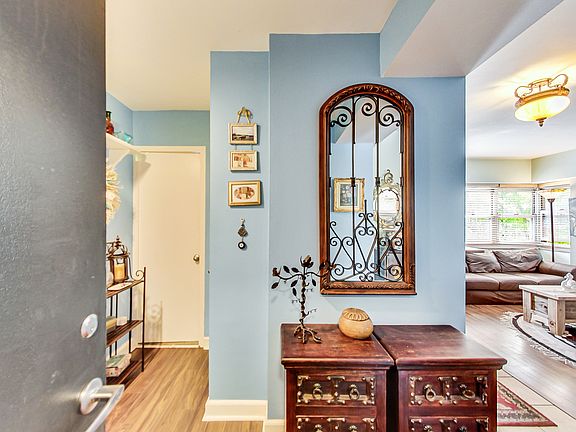 3rd image of 4970 N Marine Dr APT 326