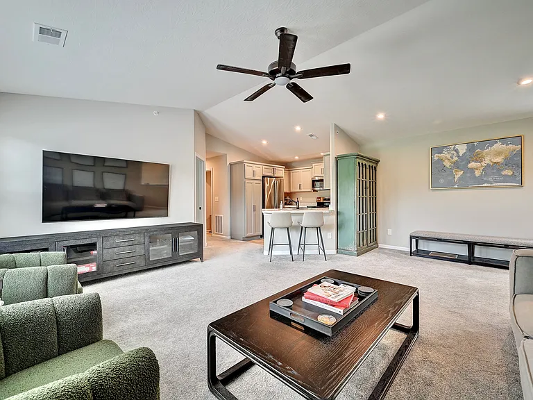 1218 Lemon Tree Ln #305 — Photo 5