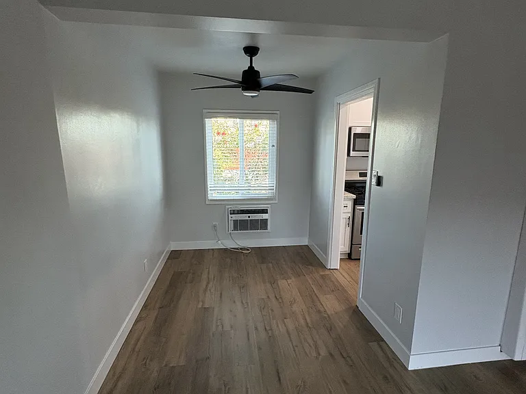 1112 S Atlantic Blvd #W — Photo 9