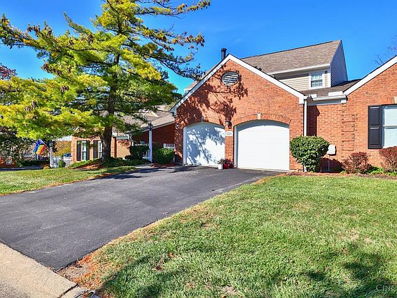 2nd image of 5570 Windridge Dr
