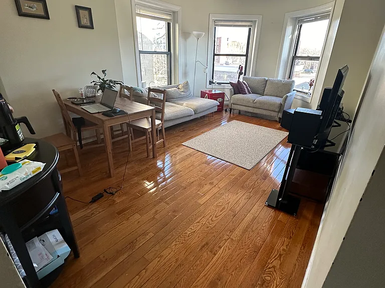 43 Hemenway St #4 — Photo 3