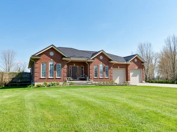653 Peter St, Strathroy Caradoc, ON N0L 1T0