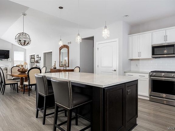 3rd image of 5692 Ferncrest Ct Unit D