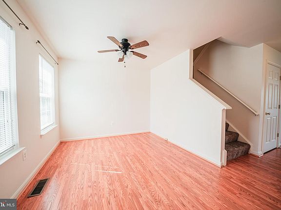 2nd image of 833 Fairwood Dr