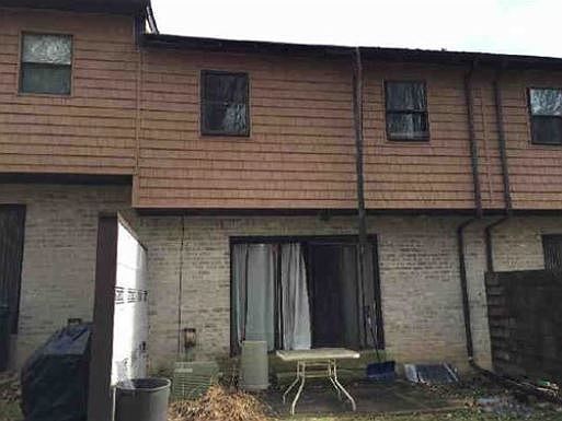 2nd image of 130 Bishops Dr