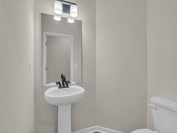 5th image of 2036 Halton Oaks Dr