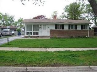 338 E Wrightwood Ave, Addison, IL 60101