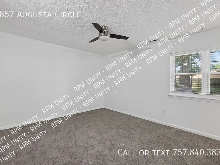 2857 Augusta Cir — Photo 8