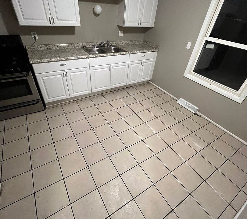 1st image of 4944 N 47th St #4944A