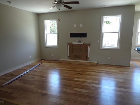 3rd image of 603 North Breeze Drive