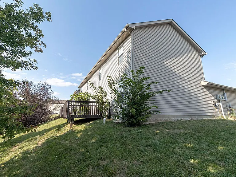 4013 Snowy Owl Dr — Photo 34