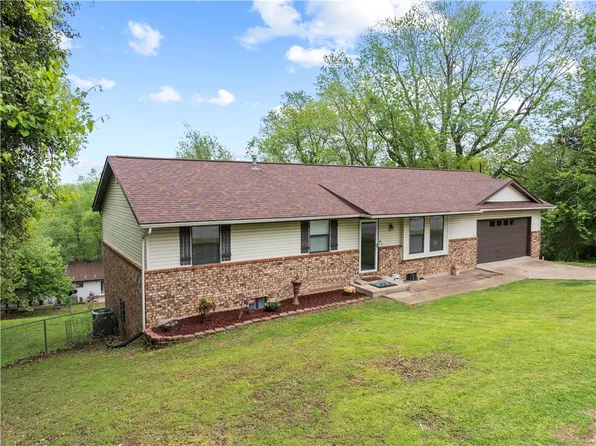 1215 Speer Dr, Harrison, AR 72601