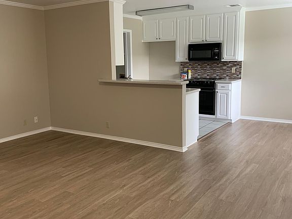 Living/Kitchen/Dining