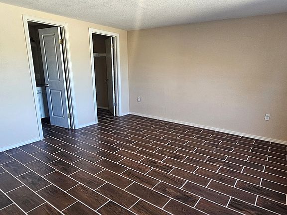 4th image of 705 N 10th St