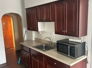 592 Main St, Slatington, PA 18080