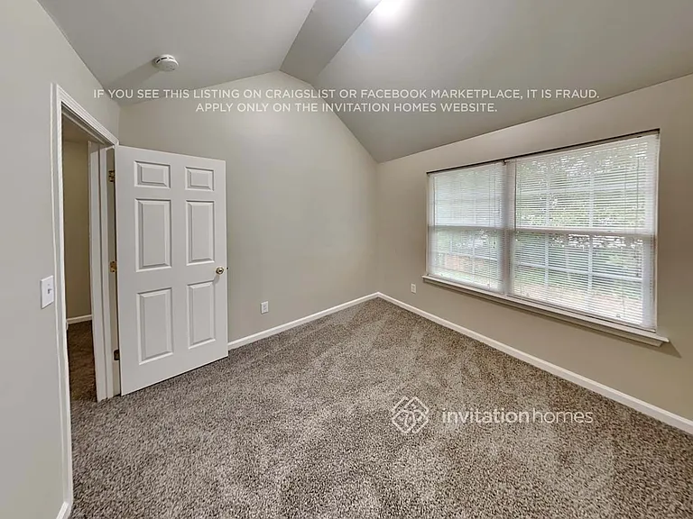 556 S Fortune Way — Photo 11