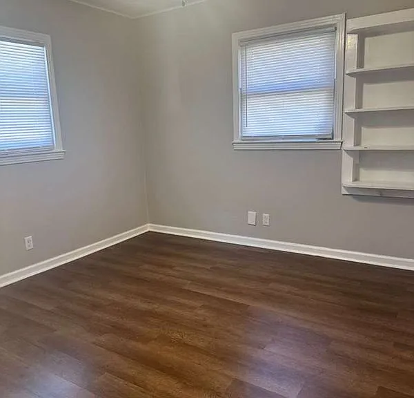 435 Central Dr NW — Photo 10