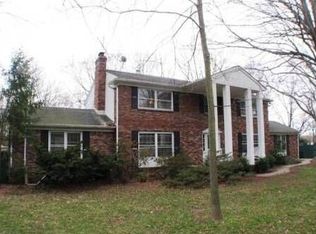 988 River Rd, Piscataway, NJ 08854