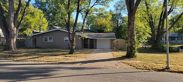 1st image of 8608 E 93rd St