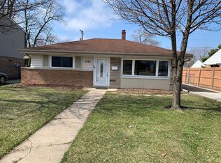 17128 Burnham Ave, Lansing, IL