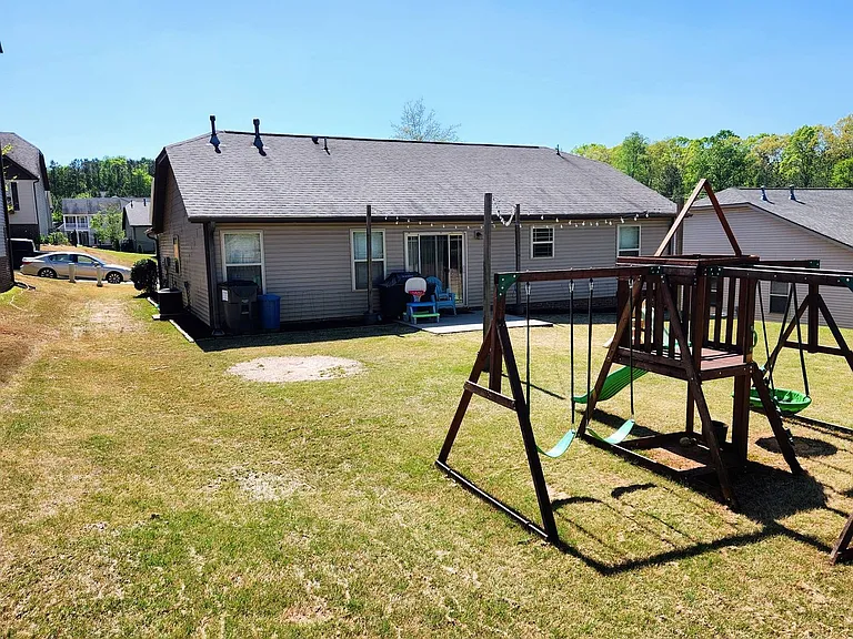 612 Sandstone Dr — Photo 21