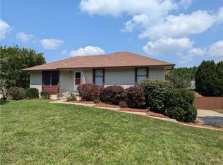705 Foster Ln, Warrensburg, MO 64093