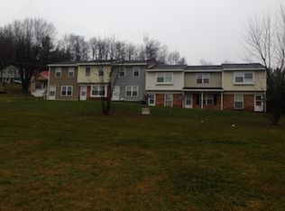 607 Orchard St APT 6, North Tazewell, VA 24630