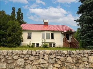 775 Murray Ave, Bathurst, NB E2A1V3