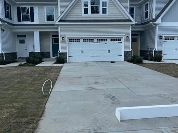 23093 Preserve Pl, Carrollton, VA 23314