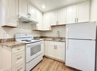 107 Clarendon Rd APT 6, Pacifica, CA 94044