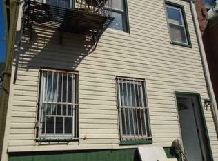 9410 40th Rd, Elmhurst, NY 11373