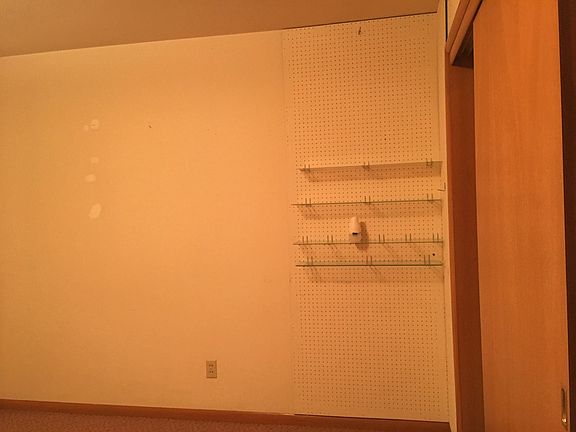 2nd image of 914 Carroll Ave
